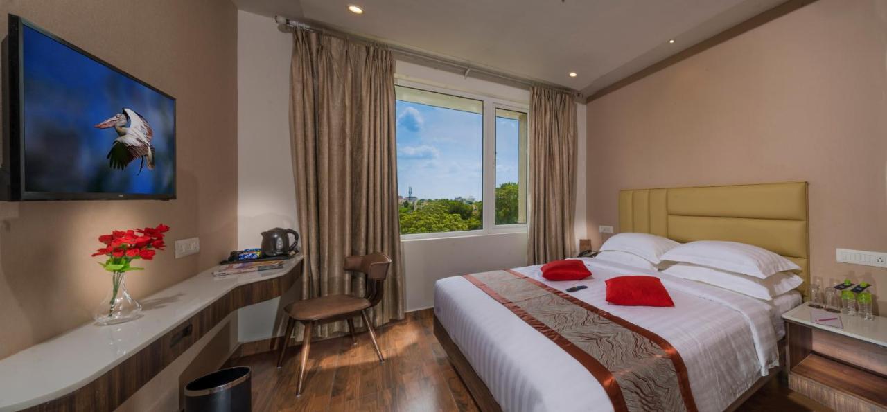 ซีอาร์ กรันเด บาย วิท โฮเต็ล Hotel มทุราย ภายนอก รูปภาพ